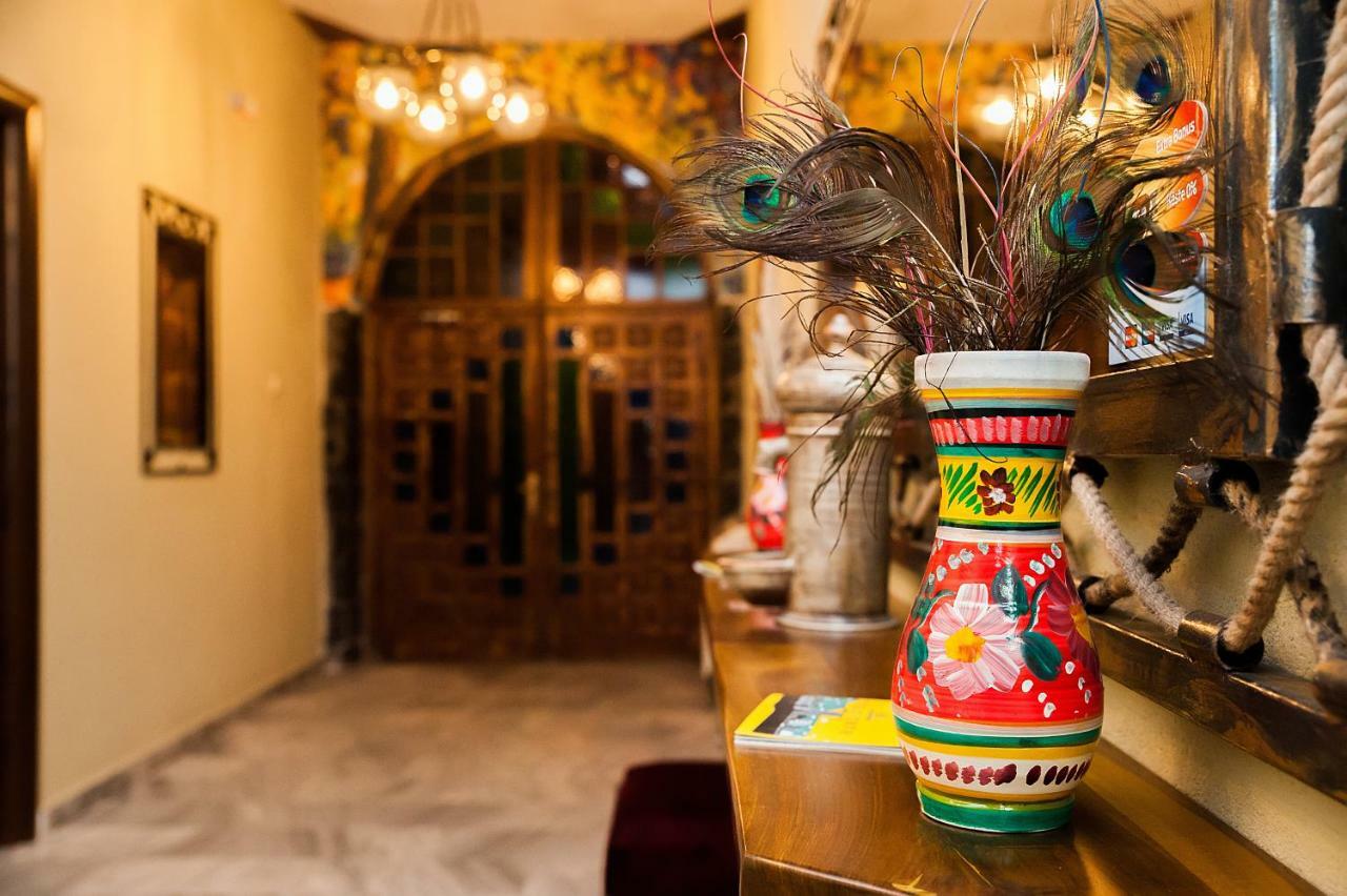 Vila Eden Boutique Hotel Корча Екстер'єр фото